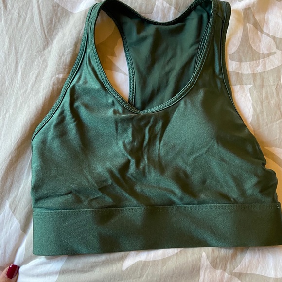 Sycamore Shine Green Fabletics Bra Small - Picture 4 of 4